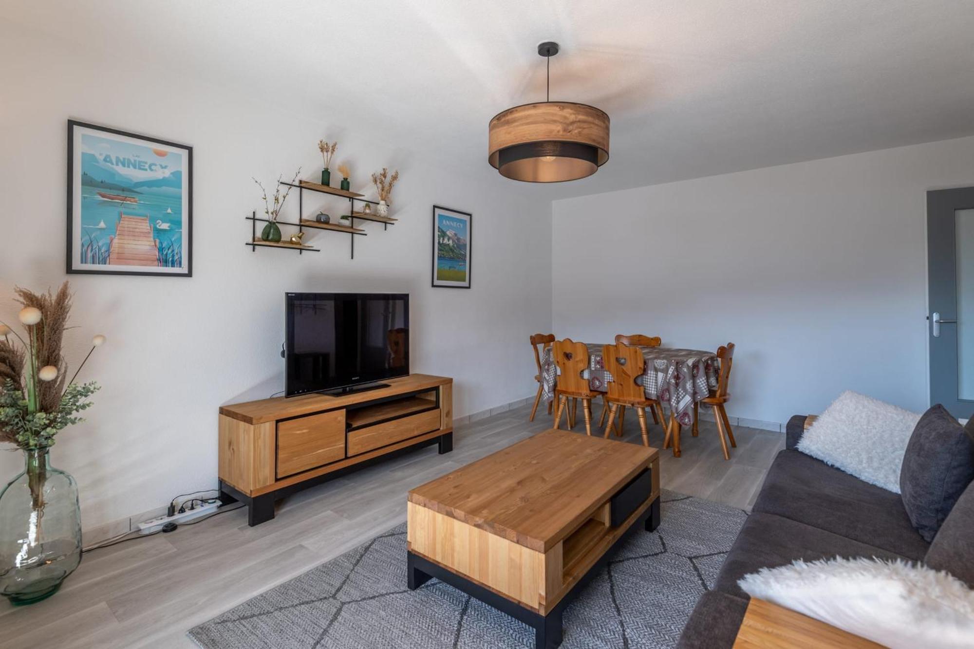 Ducs De Savoie - Comfortable Flat A Stone'S Throw From The Old Town อานซี ภายนอก รูปภาพ